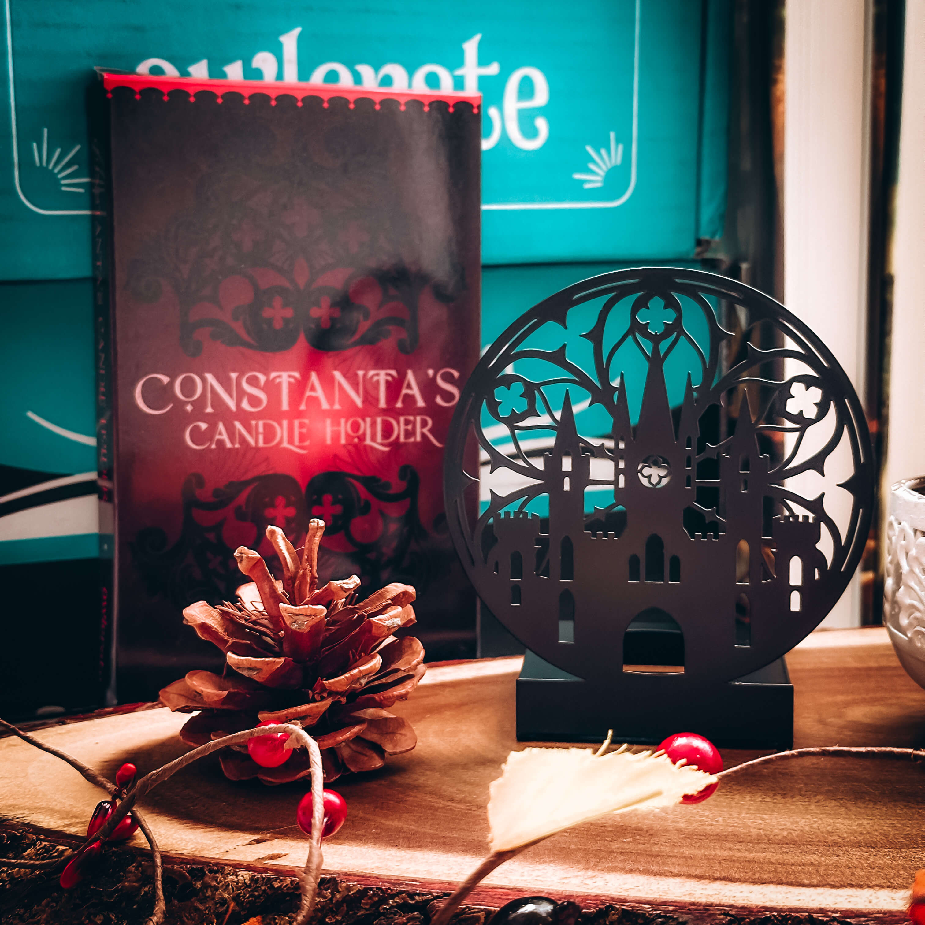 Constanta's Candle Holder – OwlCrate