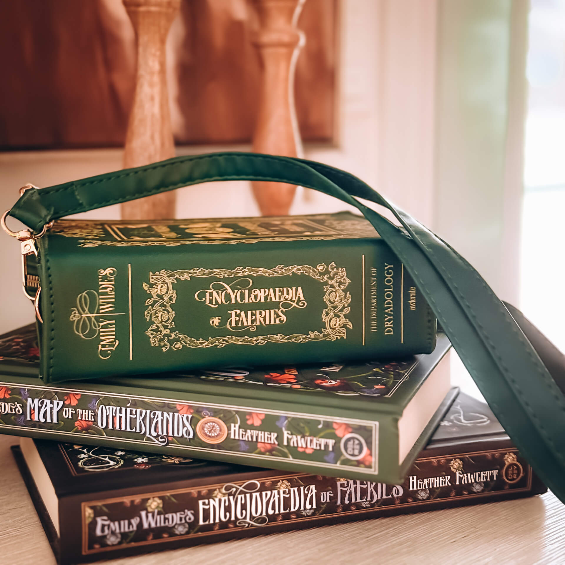 Faerie Scholar Book Purse – OwlCrate