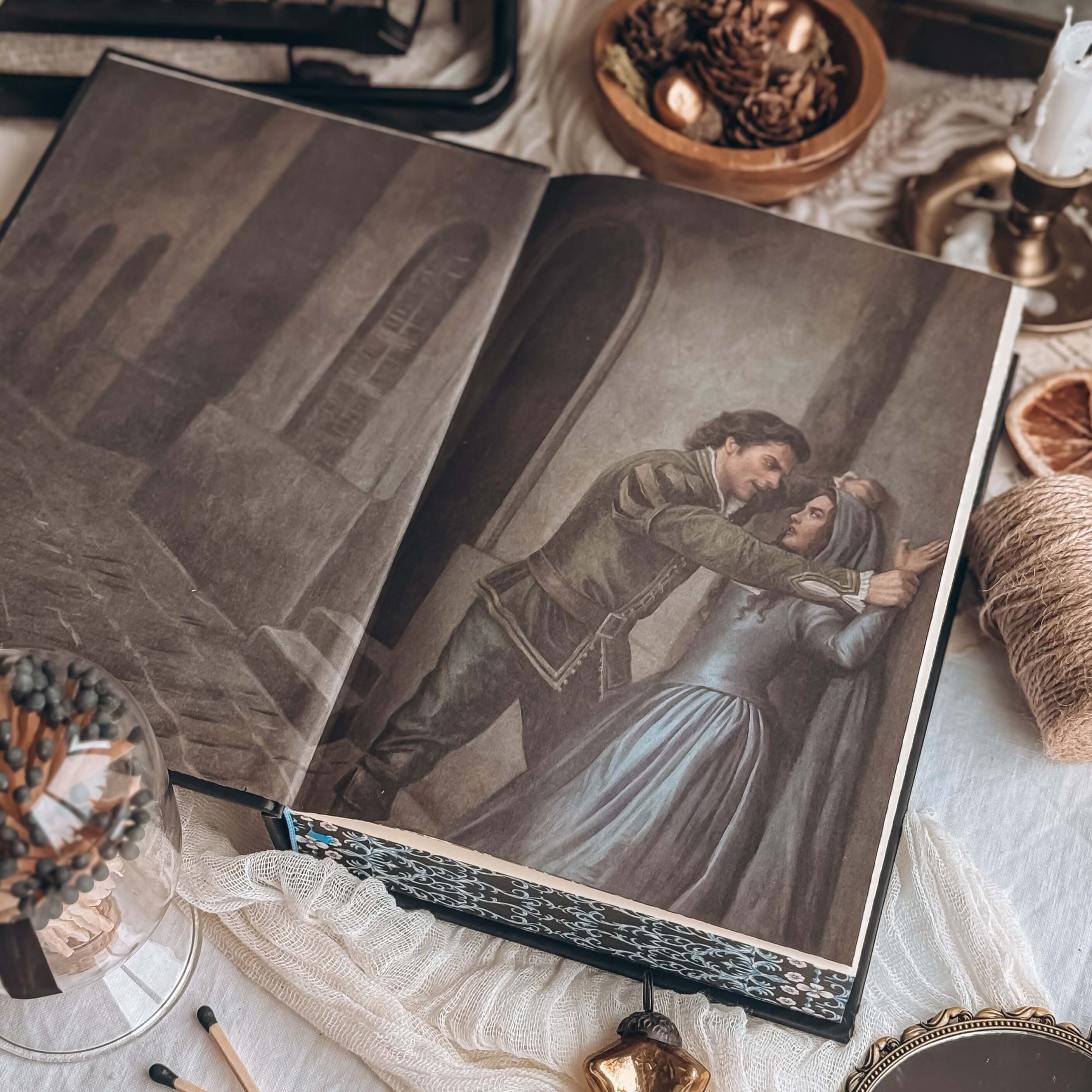 The Fallen & the Kiss of Dusk (Exclusive OwlCrate Edition)