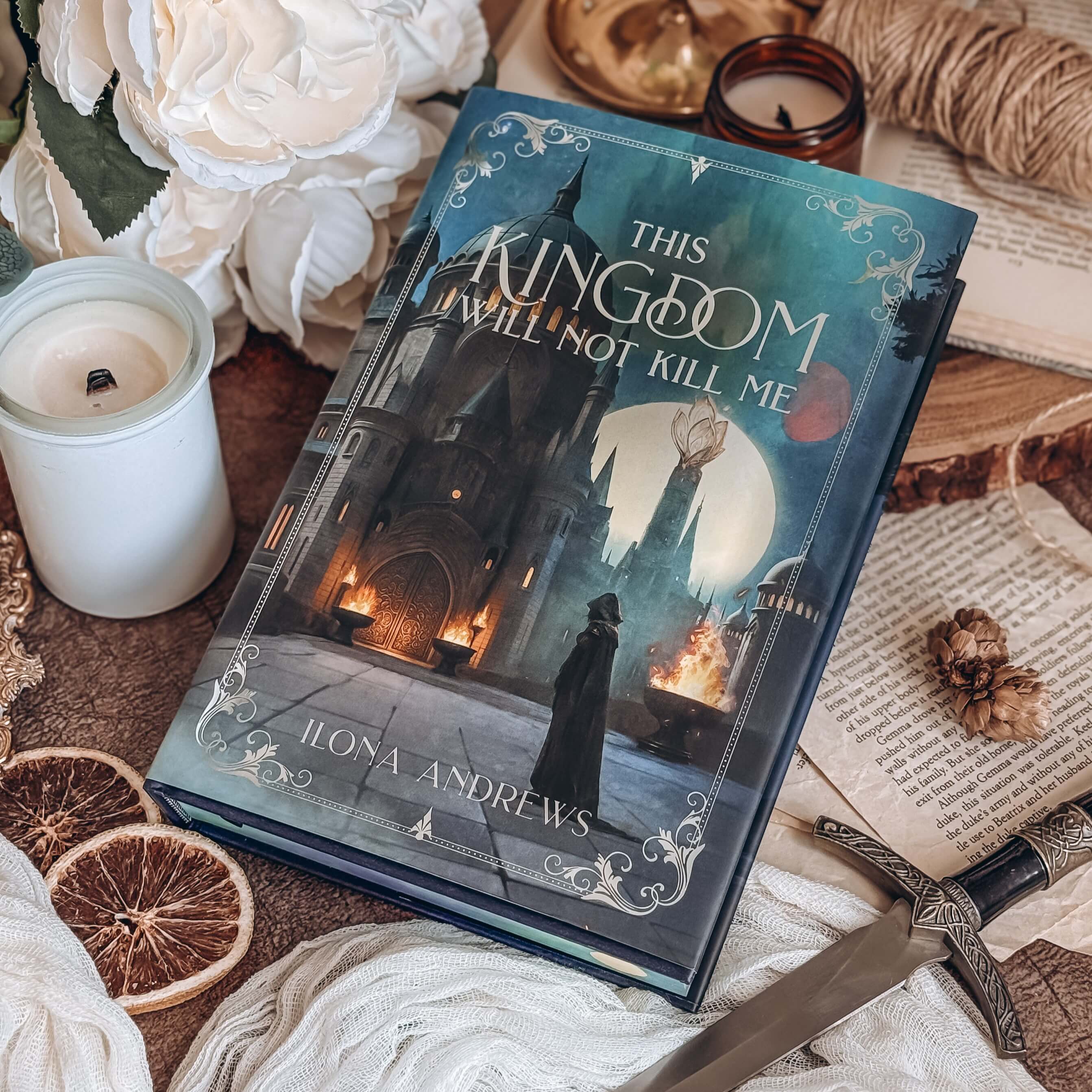 The Fallen & the Kiss of Dusk (Exclusive OwlCrate Edition)